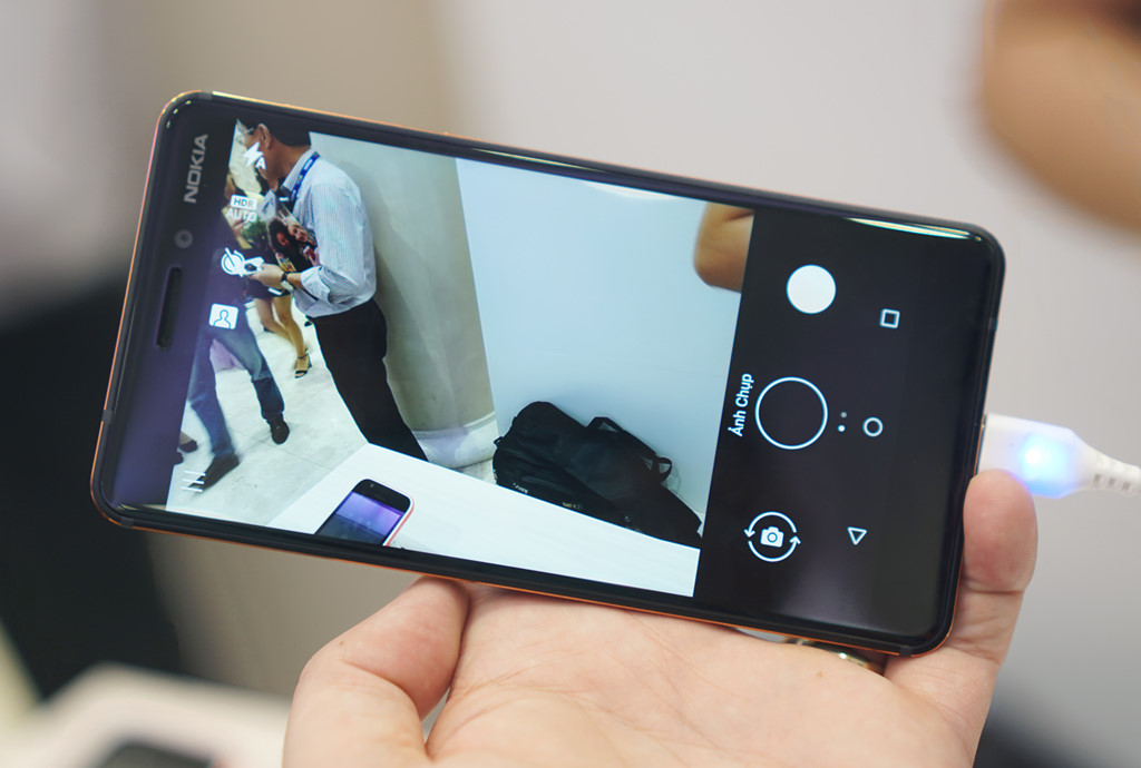 Nokia 6, 7 Plus về Việt Nam, giá 6 và 9 triệu đồng